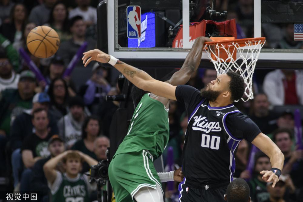 远处等着他 远处等着他