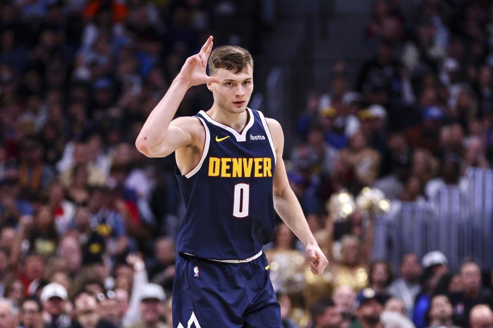 他的缺席将 他的缺席将